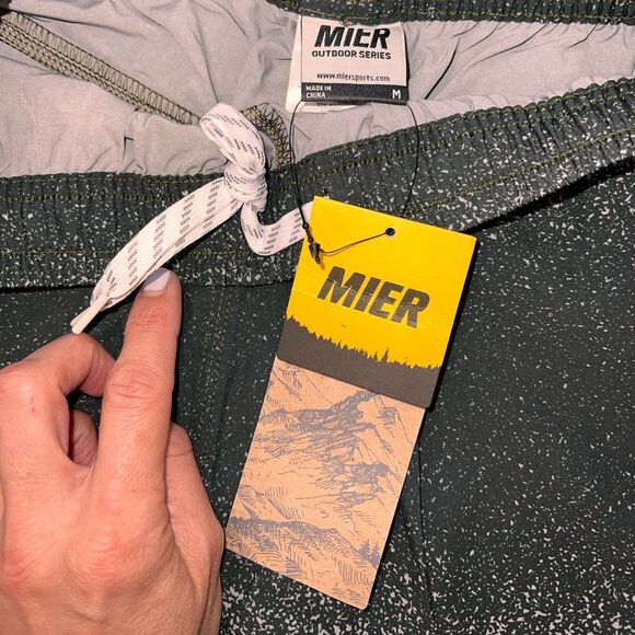 Men’s Black White Paint Splatter Stripe Running Shorts 5” Gym Training M NWT - Picture 7 of 12